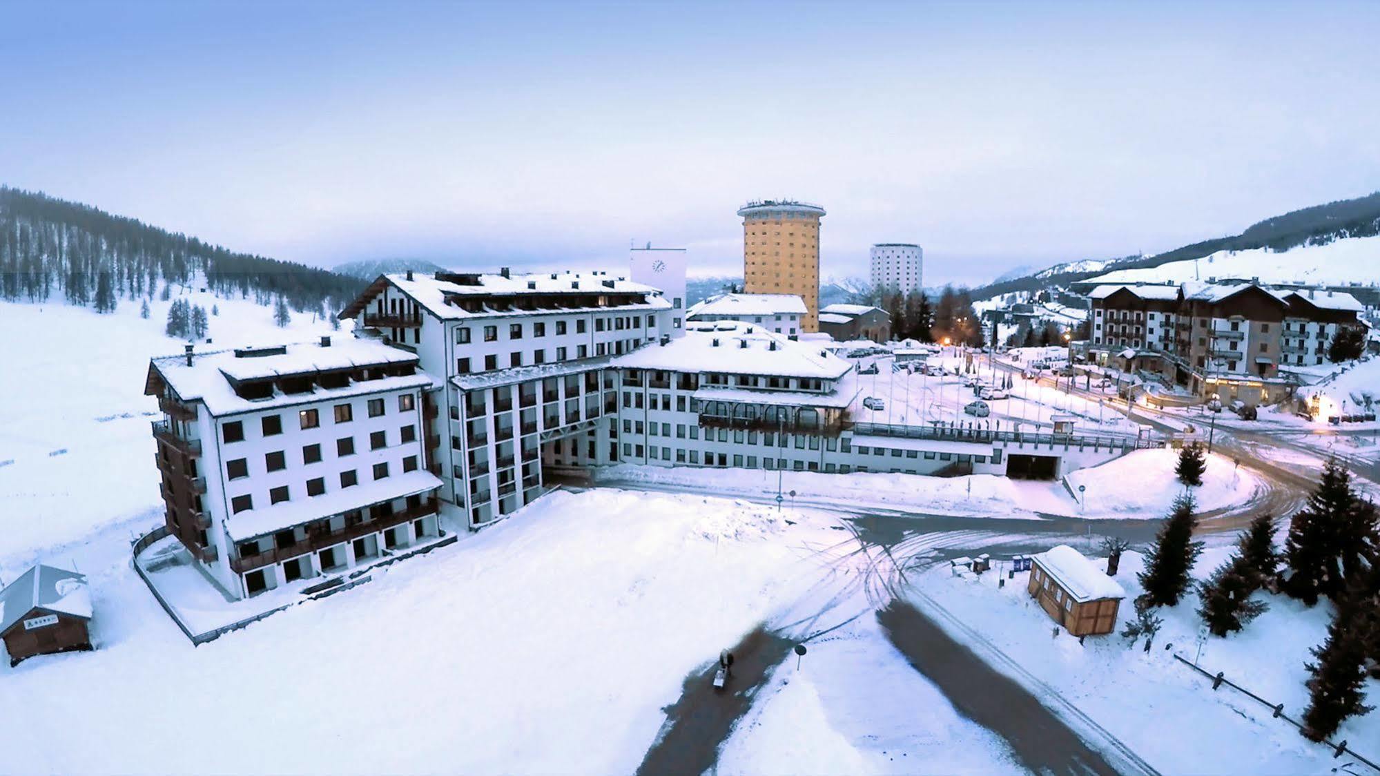 Grand Hotel Duchi D'Aosta Сестрієре Екстер'єр фото
