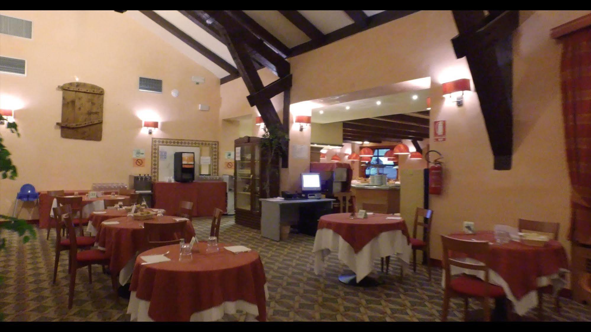 Grand Hotel Duchi D'Aosta Сестрієре Екстер'єр фото
